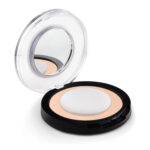 پنکک Maybelline Fit Me Matte + Poreless باز شده، با بافت نرم و مخملی، رنگ ۱۱۵ Ivory