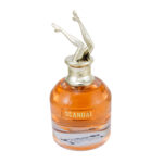طراحی خاص بطری عطر Scandal با درپوش پاهای طلایی ژان پل گوتیه