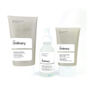 پک روزانه The Ordinary شامل شوینده، سرم هیالورونیک اسید و مرطوب‌کننده – مناسب روتین پوست ساده و مؤثر